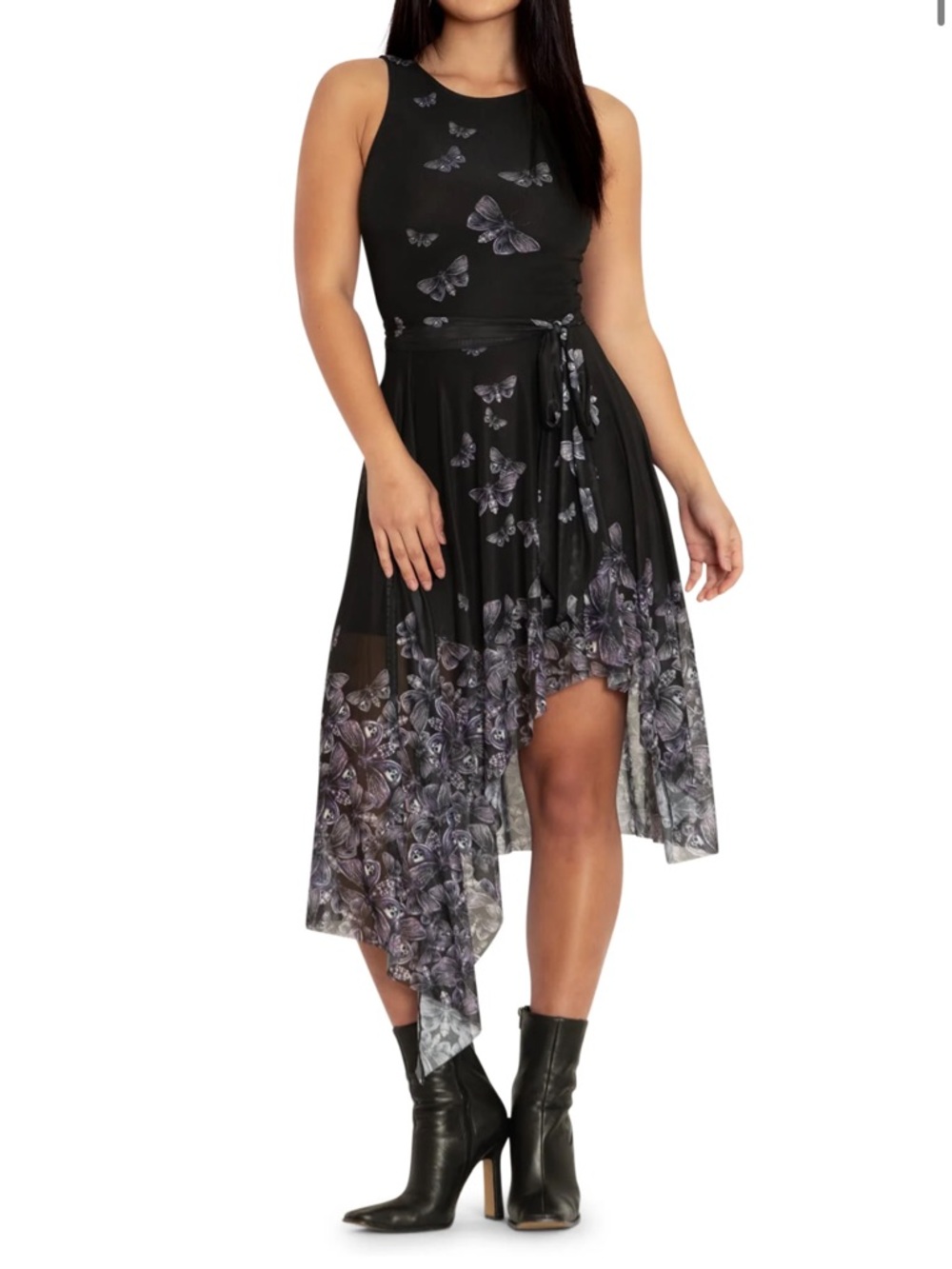 Death's Head Hawkmoth
Duchess Dress